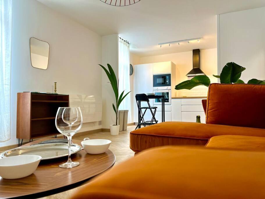 Chez Louis - Le Remois Du Centre Appartement Reims Buitenkant foto