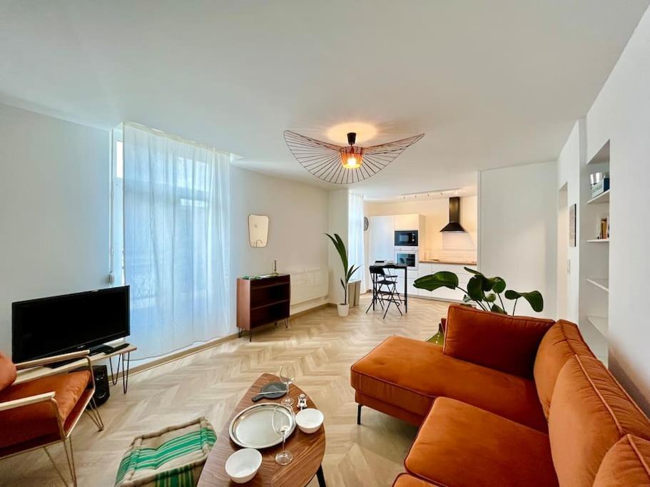 Chez Louis - Le Remois Du Centre Appartement Reims Buitenkant foto